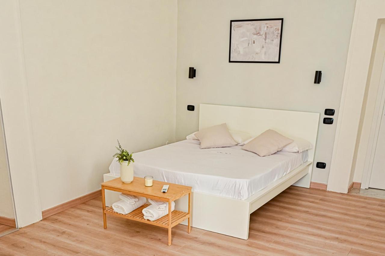 Cozy Rooms Napoli Екстер'єр фото
